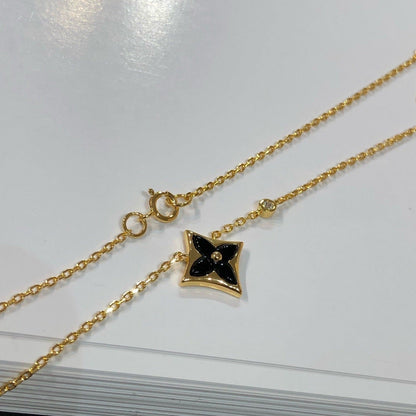 [Opulent Aurora]STAR BLACK MOP NECKLACE