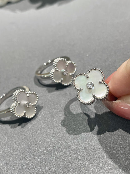 [Opulent Aurora]CLOVER SILVER MOP DIAMOND RING