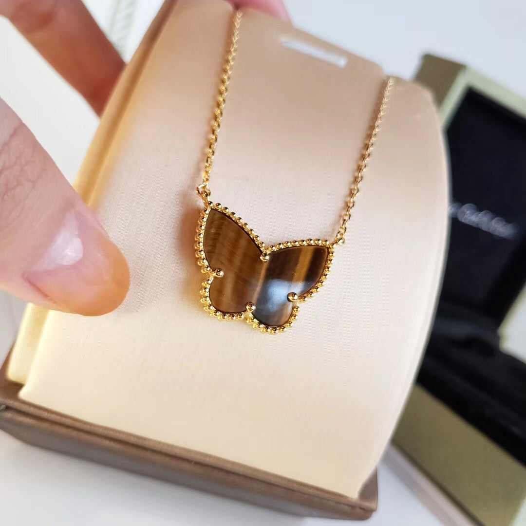 [Opulent Aurora] TIGER__ EYE BUTTERFLY NECKLACE