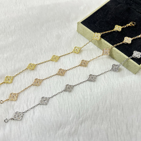 [Opulent Aurora]CLOVER 6 MOTIF DIAMOND BRACELET