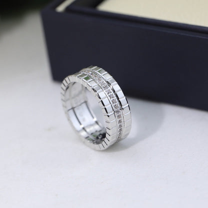 [Opulent Aurora]ICE CUBE RING WITH DIAMONDS