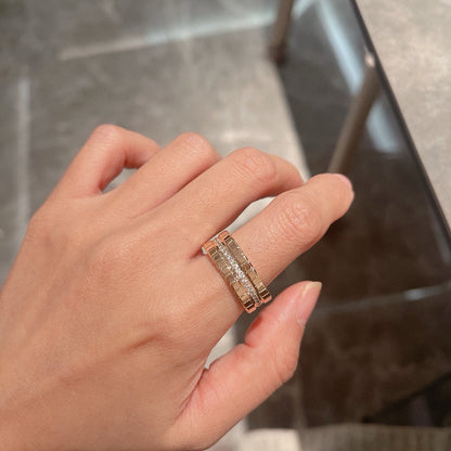 [Opulent Aurora]ICE CUBE RING WITH DIAMONDS