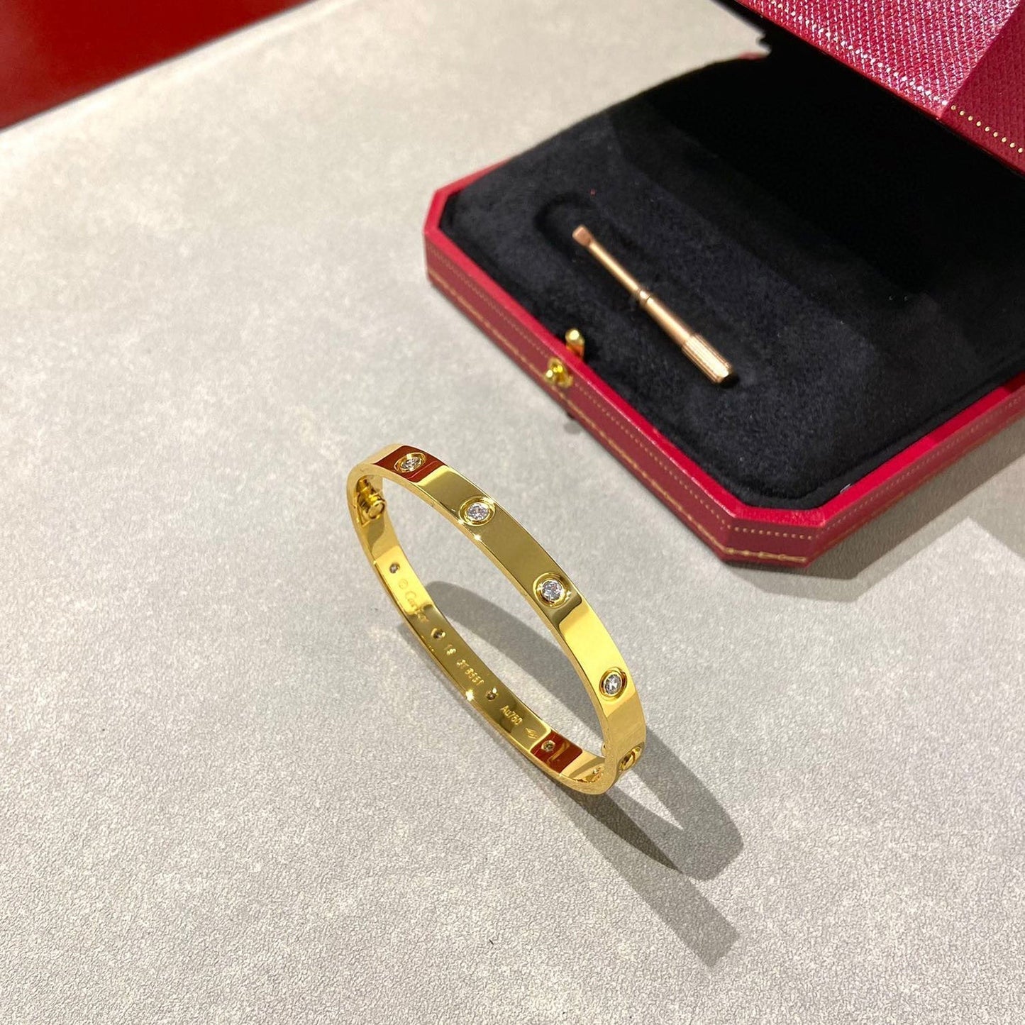 [Opulent Aurora]LOVE BRACELET 6.1MM 10 DIAMONDS