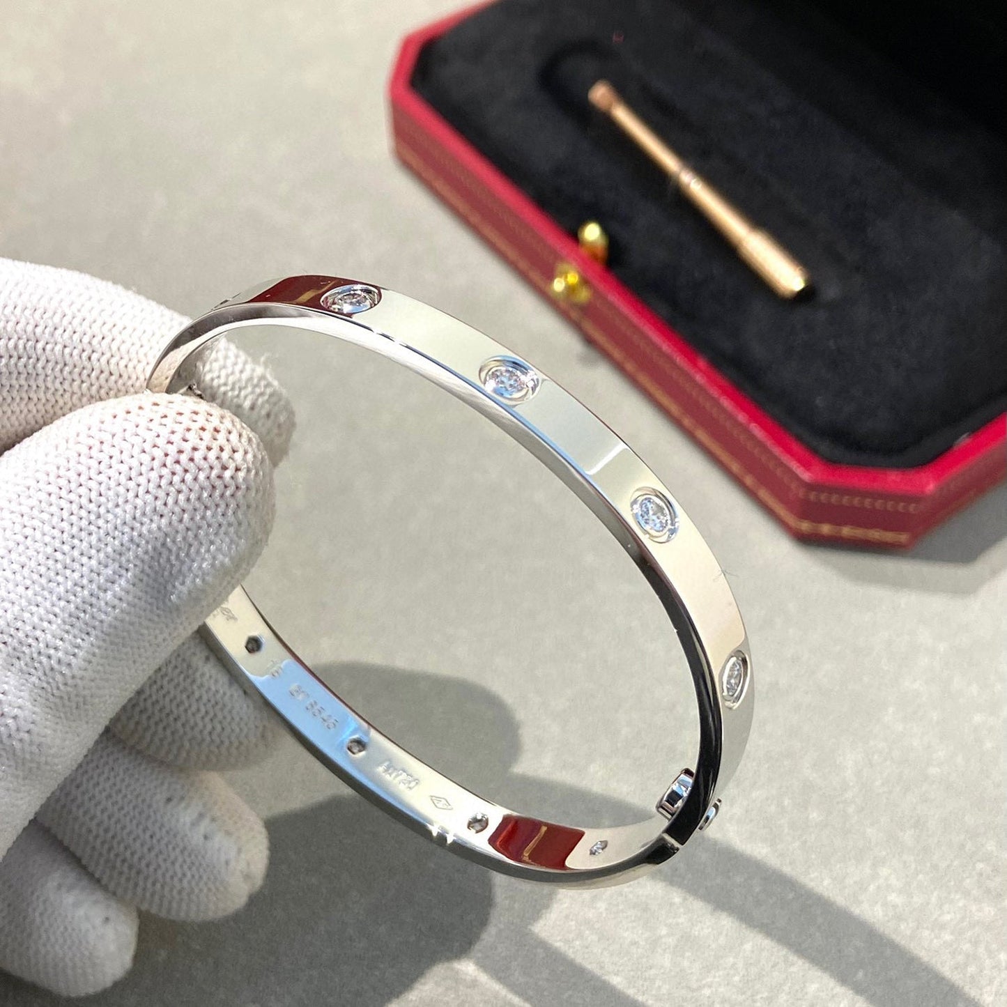 [Opulent Aurora]LOVE BRACELET 6.1MM 10 DIAMONDS