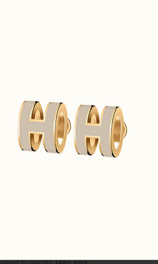 [Opulent Aurora]MINI POP H GOLD EARRINGS GREY
