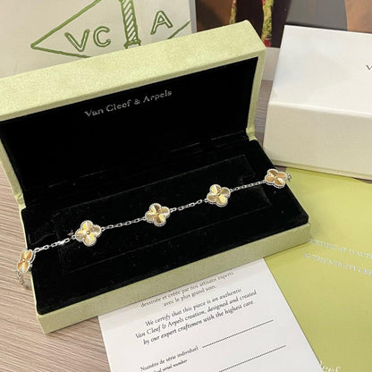 [Luxe Jewelry]CLOVER  5 MOTIFS  CHRISTMAS LIMITED EDITION BRACELET
