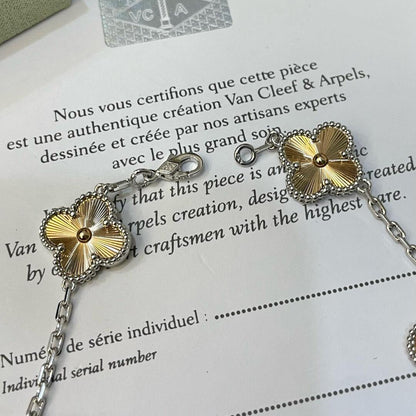 [Luxe Jewelry]CLOVER  5 MOTIFS  CHRISTMAS LIMITED EDITION BRACELET