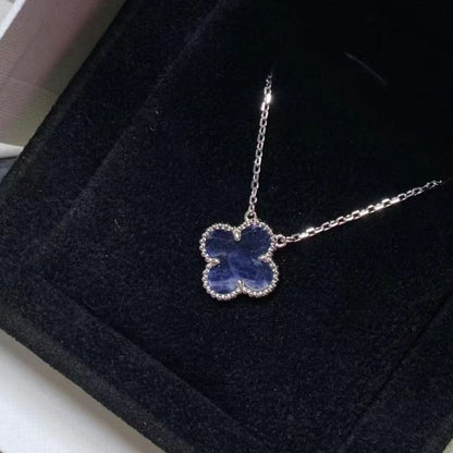 [Opulent Aurora]CLOVER 15MM PIETERSITE NECKLACE SILVER